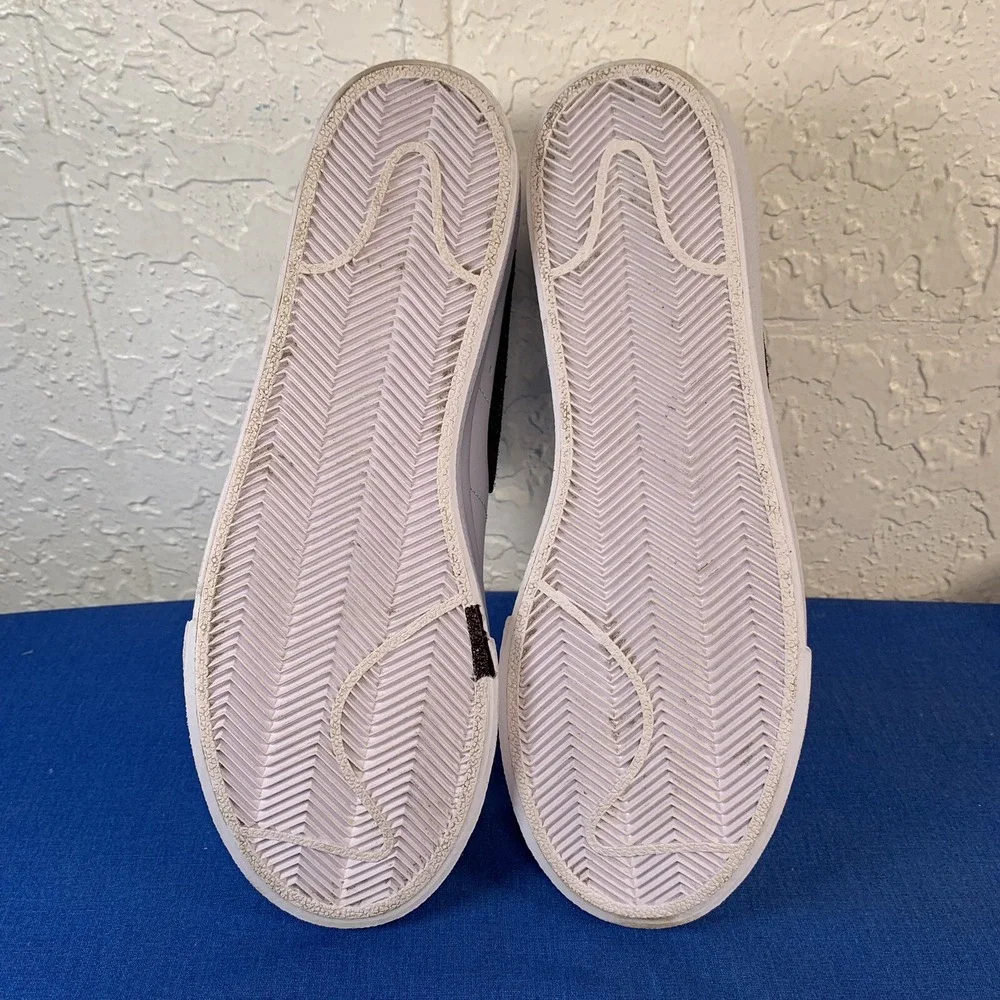 Nike Blazer Low Platform Women 9.5 White Sneakers Black Snakeskin DZ5210-100